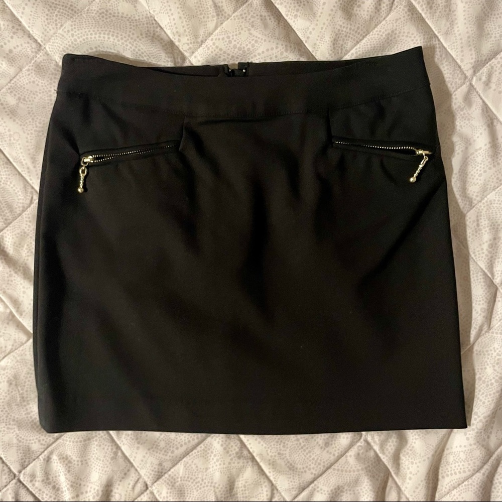 H&M Black Mini Skirt